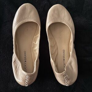 Lucky Brand Women's Tan Leather Loafers